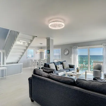 Villa Surf Sail
